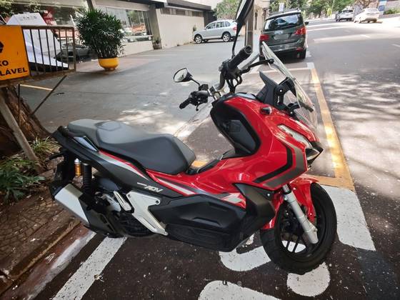 HONDA ADV 